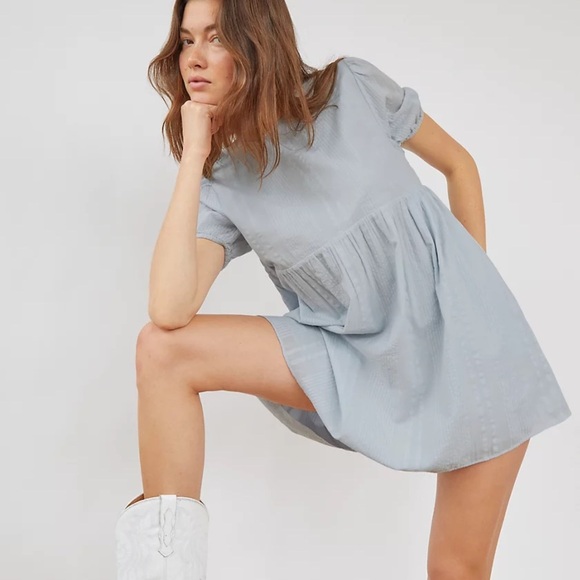 Aritzia Sunday Best pale sky blue Zane short puff sleeve babydoll dress - Medium - Picture 1 of 4